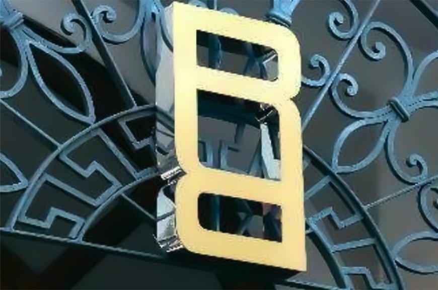 路虎揽胜发布全新大胆 Logo,为首款电动汽车铺路