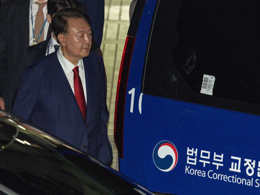 韩国前总统尹锡悦因戒严令再次被拘留
