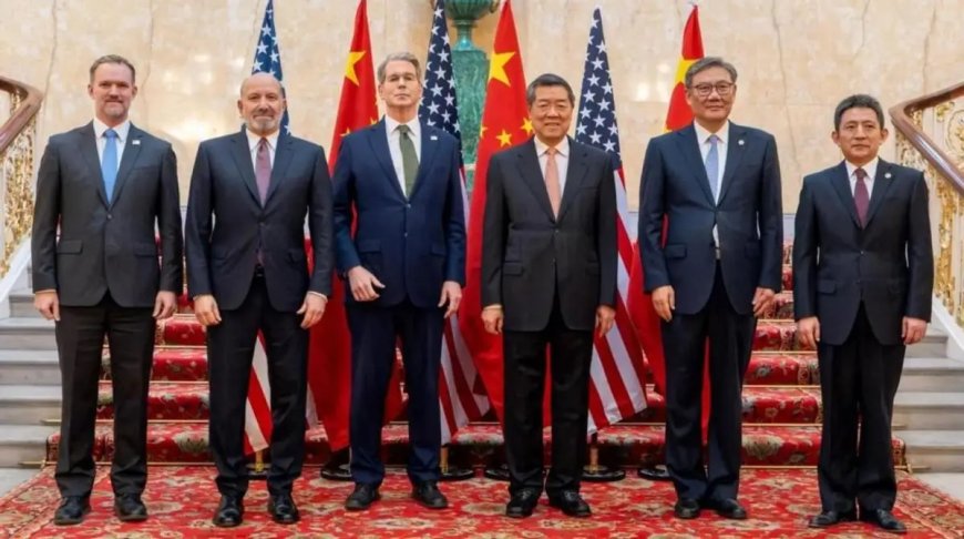 爱泼斯坦文件，是特朗普的一场大型对内“服从性测试”？